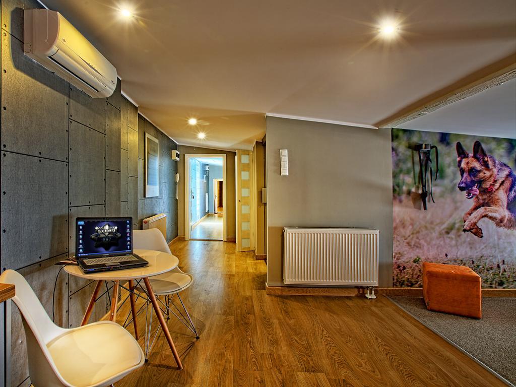 Stare Kino Cinema Residence Lódź Quarto foto