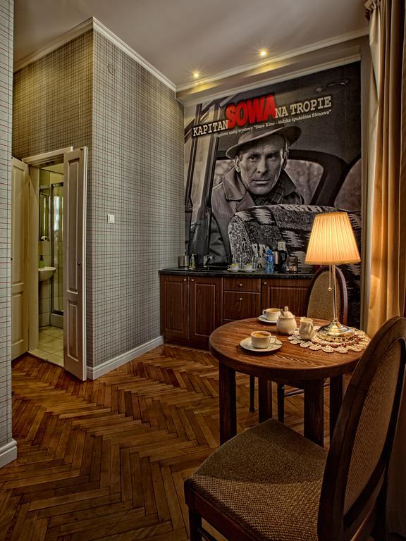Stare Kino Cinema Residence Lódź Quarto foto